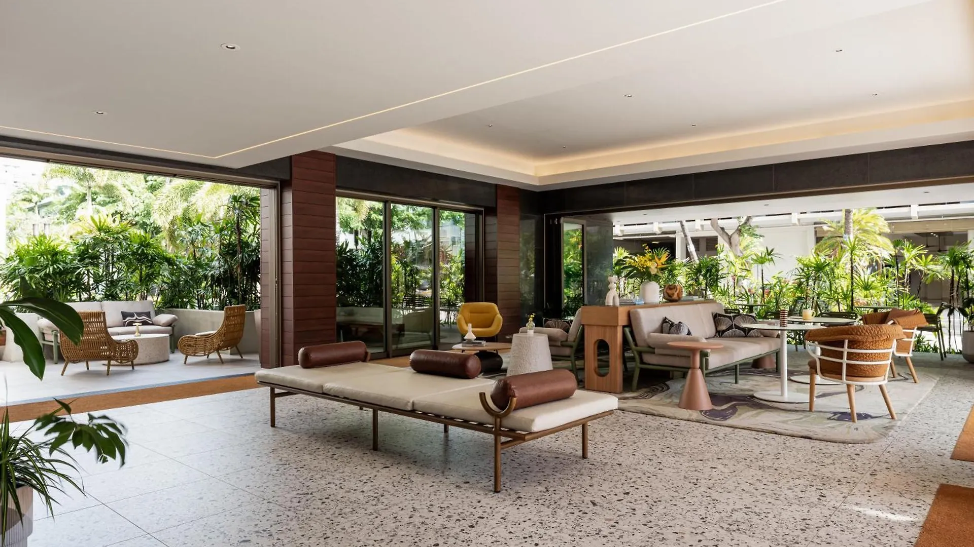 Romer Waikiki At The Ambassador Honolulu