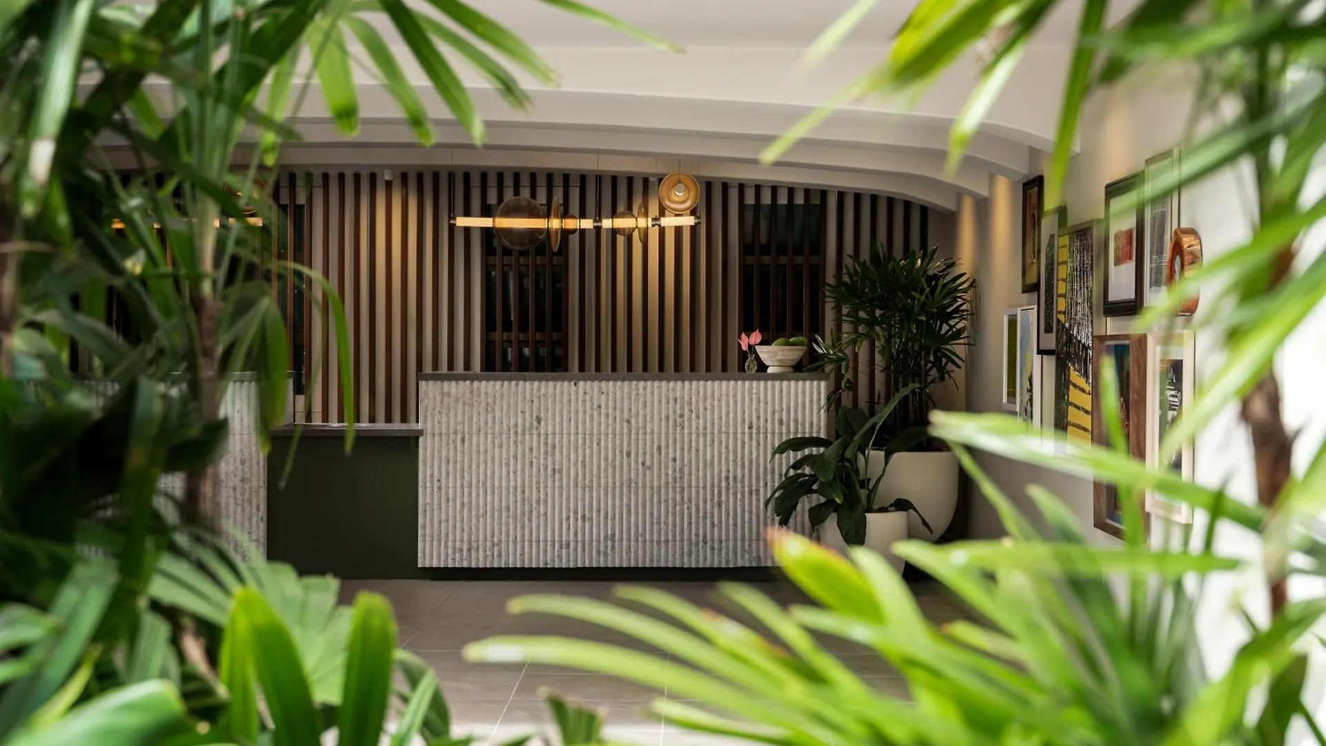Hotel Romer Waikiki At The Ambassador Honolulu